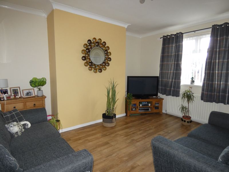 Lounge- click for photo gallery